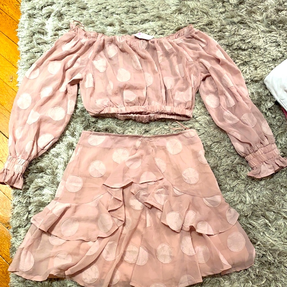 Light pink polka dot set